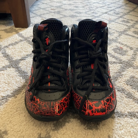 🔥Gently used boys Foamposites🔥 - Picture 4 of 7